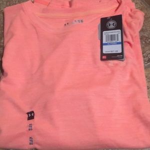 Under Armour t shirt women’s